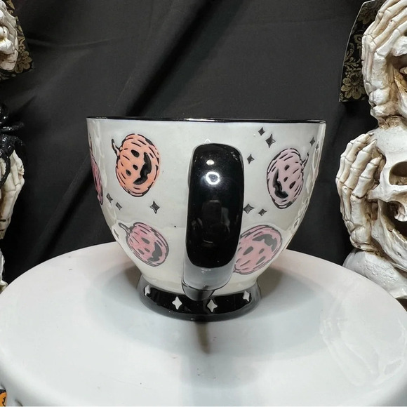 Potters Studio 2024 Halloween Spooky Seaon Ceramic Pink Black Pumpkin Mugs x2 - Picture 12 of 14